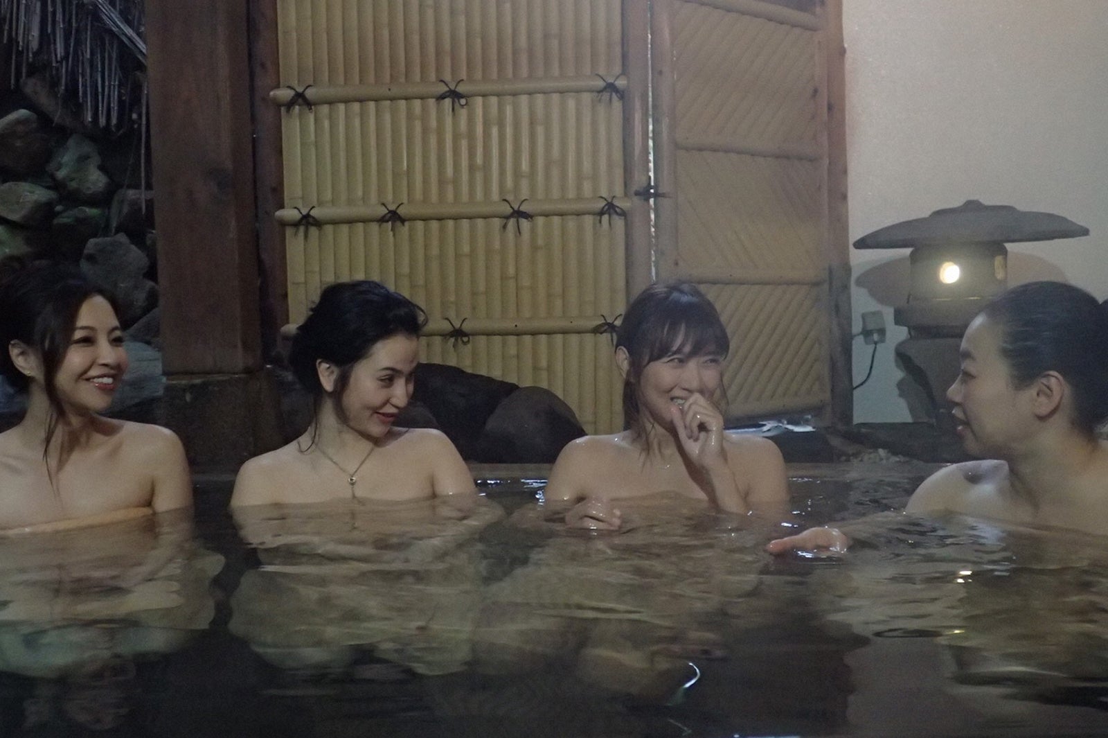 （左から）インリン、水沢アリー、藤崎奈々子、いとうあさこ（C）TBS