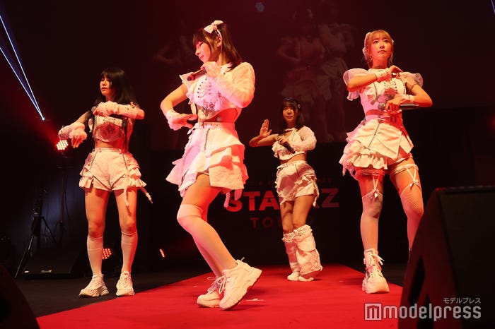 #2i2(C)モデルプレス