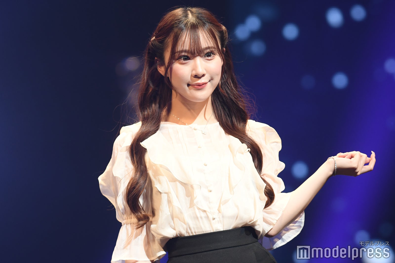 （C）モデルプレス