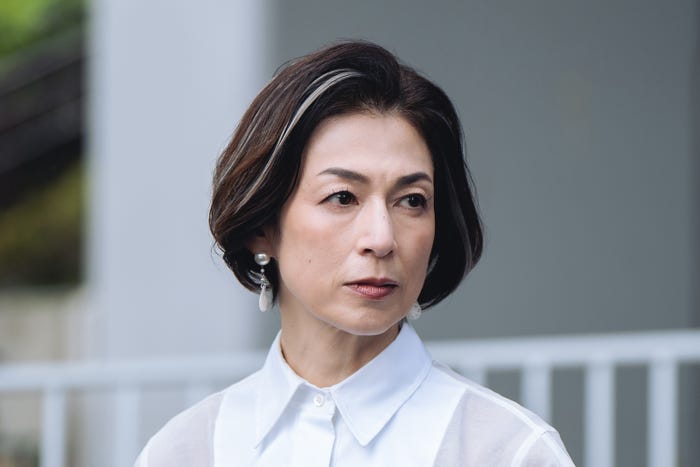 鈴木保奈美「一次元の挿し木」第6話(C)松下龍之介/宝島社/ytv