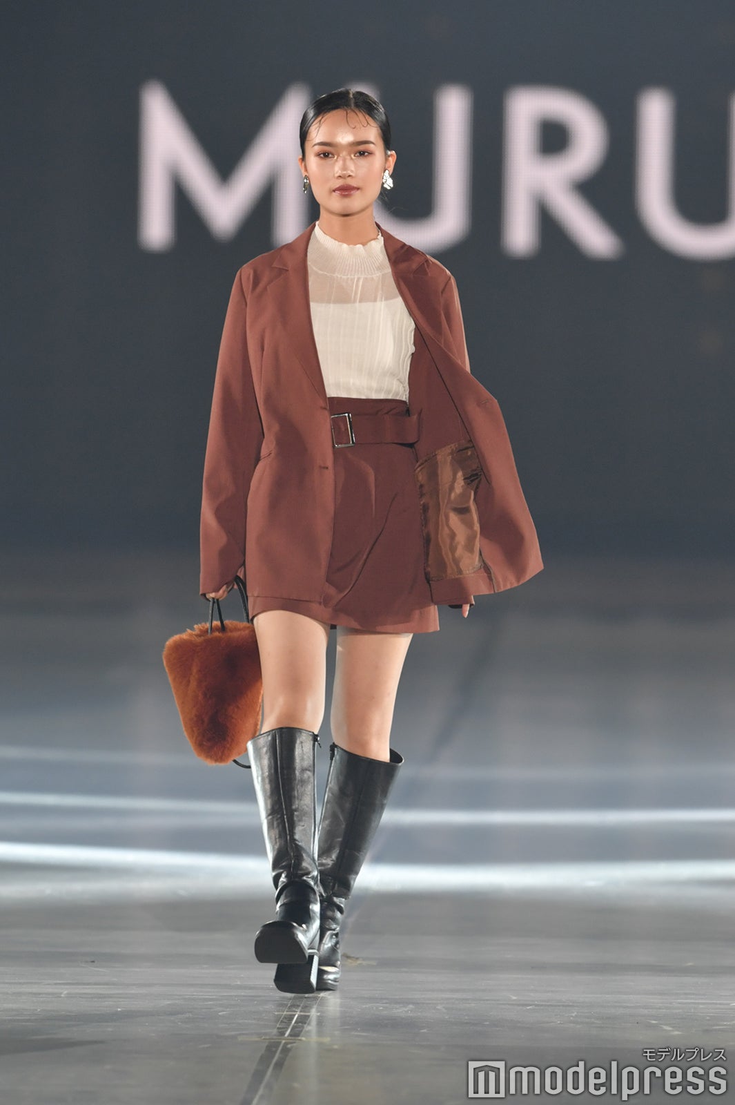 新井舞良（C）モデルプレス