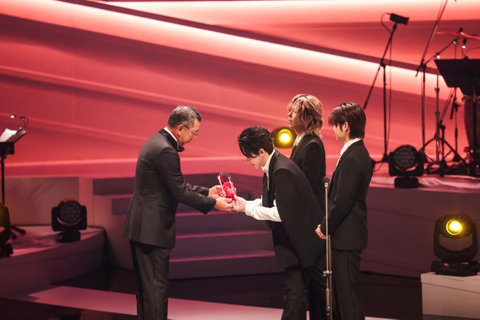 Mrs. GREEN APPLE(C)CEIPA/MUSIC AWARDS JAPAN2025