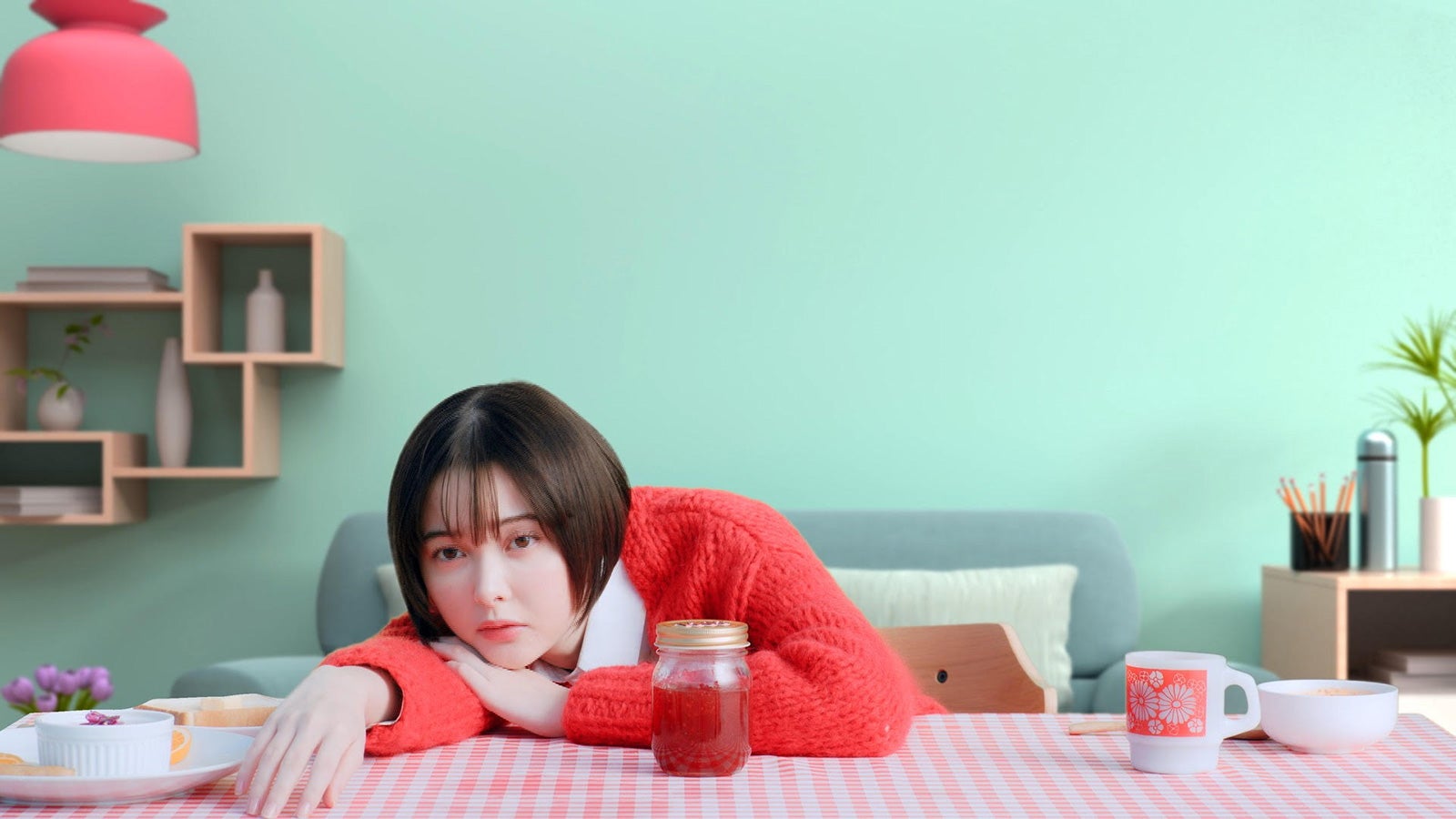 玉城ティナ／あけましておめでとうTV「ビンのフタ」編より（C）NHK