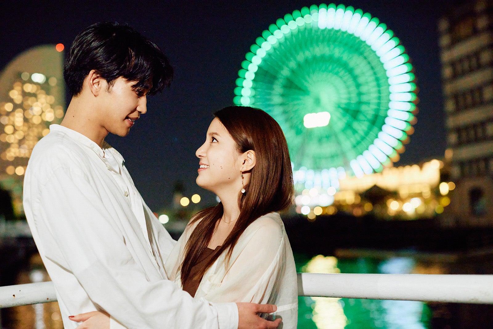 中田圭祐、川島海荷（C）AbemaTV, Inc.