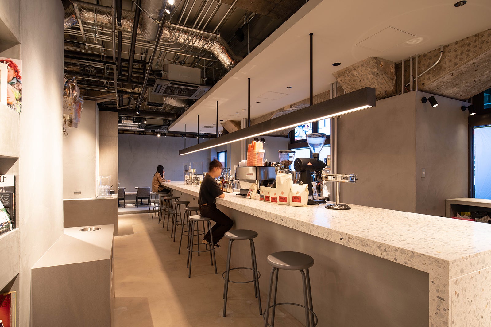 STAND by bookandbedtokyo（提供画像）