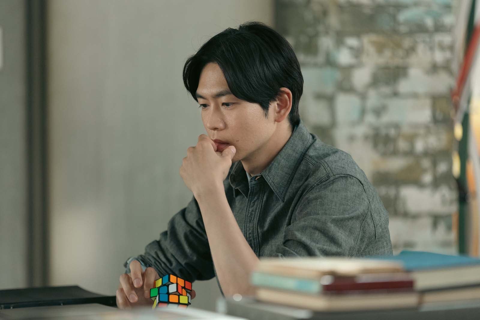 松下洸平「合理的にあり得ない～探偵・上水流涼子の解明～」第10話より（C）カンテレ