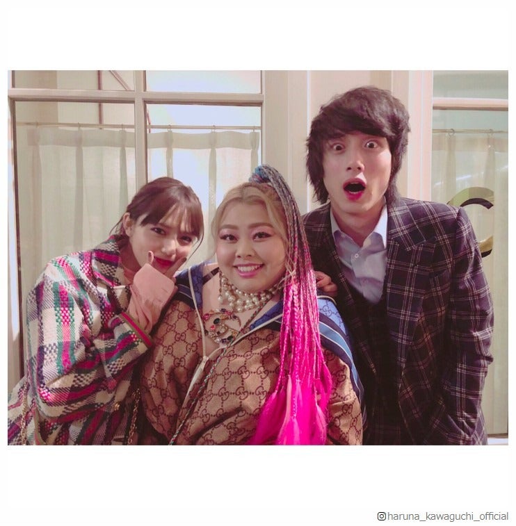 川口春奈×渡辺直美×坂口健太郎、「GUCCI」コレクションでの3ショットに反響