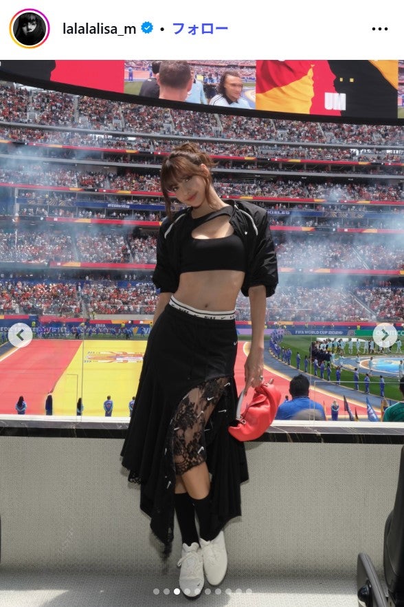 リサInstagramより