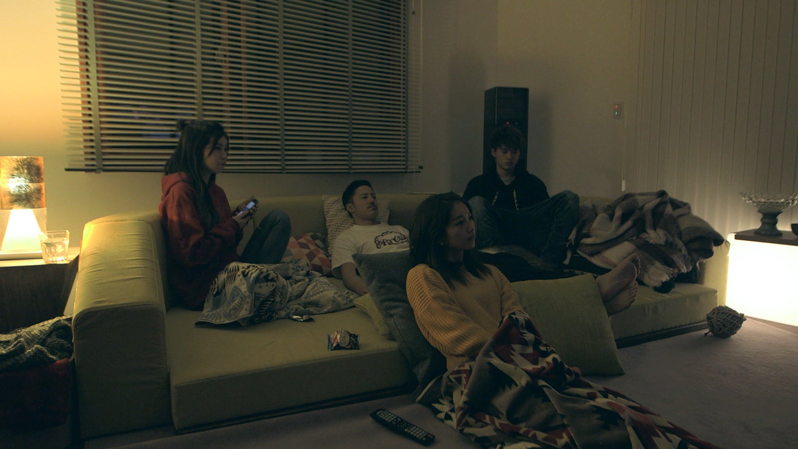 みずきと安未がいるプレイルームに来た雄大だが…「TERRACE HOUSE OPENING NEW DOORS」7th WEEK（C）フジテレビ／イースト・エンタテインメント