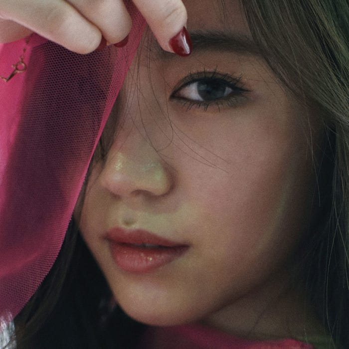 伶「Call Me Sick」(10月2日配信)ジャケット写真(提供写真)