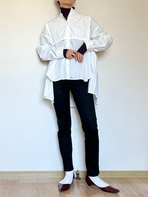 ユニクロ　シアージャージータートルネックT　シャツ　オフィスコーデ