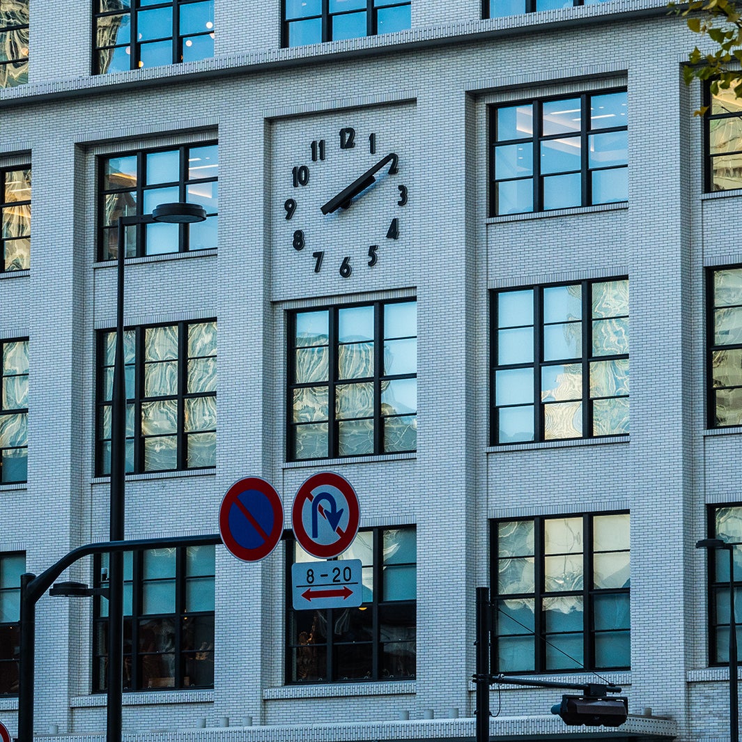 中央郵便局／画像提供：三菱一号館美術館