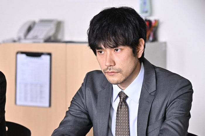 松山ケンイチ/ 「100万回 言えばよかった」第8話より(C)TBS