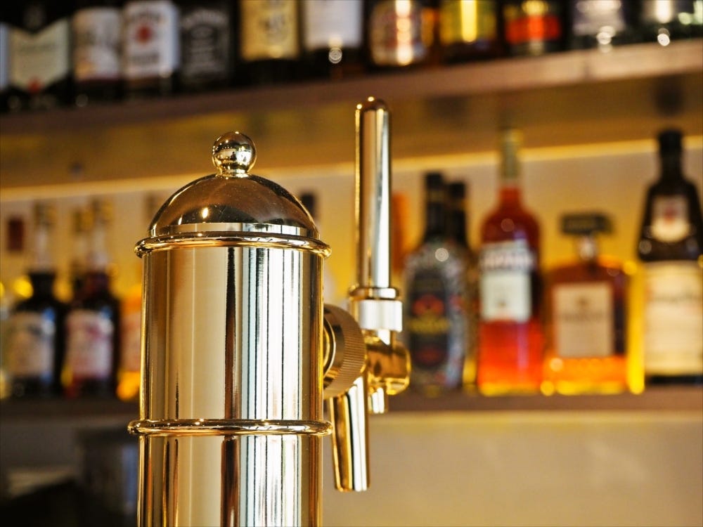 ディスクユニオン初の音楽カフェバー「du cafe新宿」こだわりフードと音楽漬けの時間を