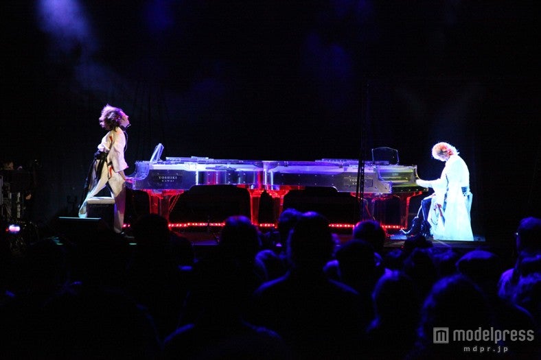 YOSHIKIとバーチャルYOSHIKI