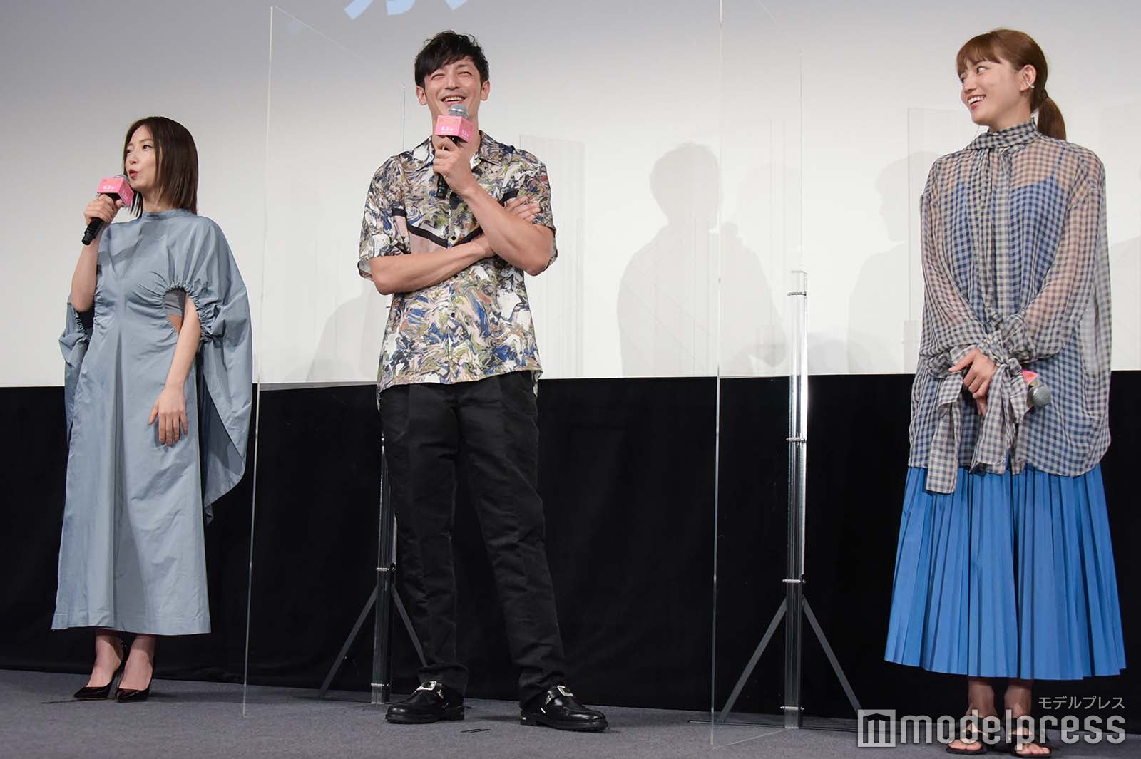 MEGUMI、玉木宏、川口春奈 （C）モデルプレス