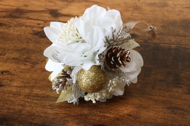 ホワイトアレンジボール