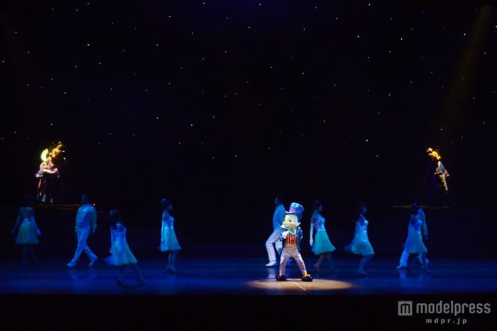 ディズニー願いの歌メドレーを披露/「七夕ウィッシング2014」