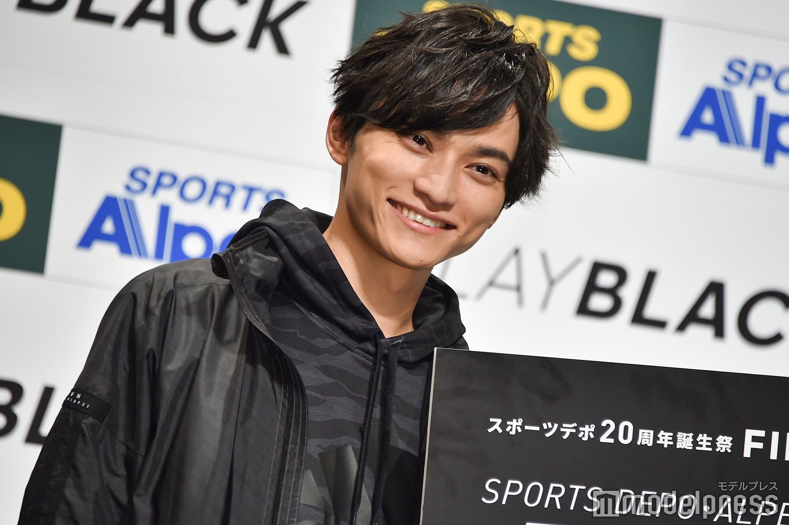 SKY-HI（C）モデルプレス