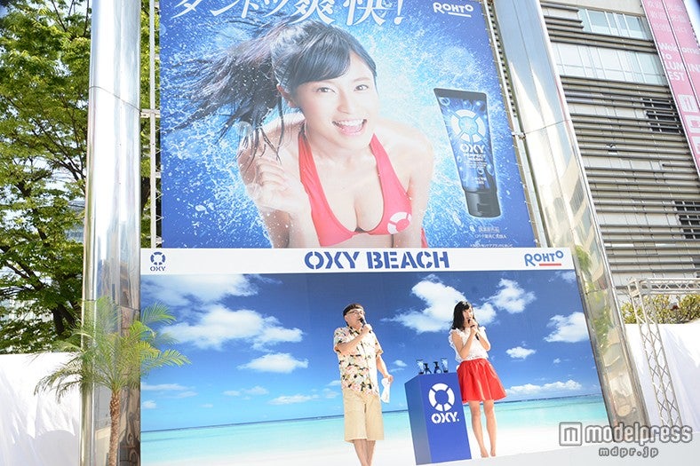 イベントの様子／イジリー岡田、小島瑠璃子