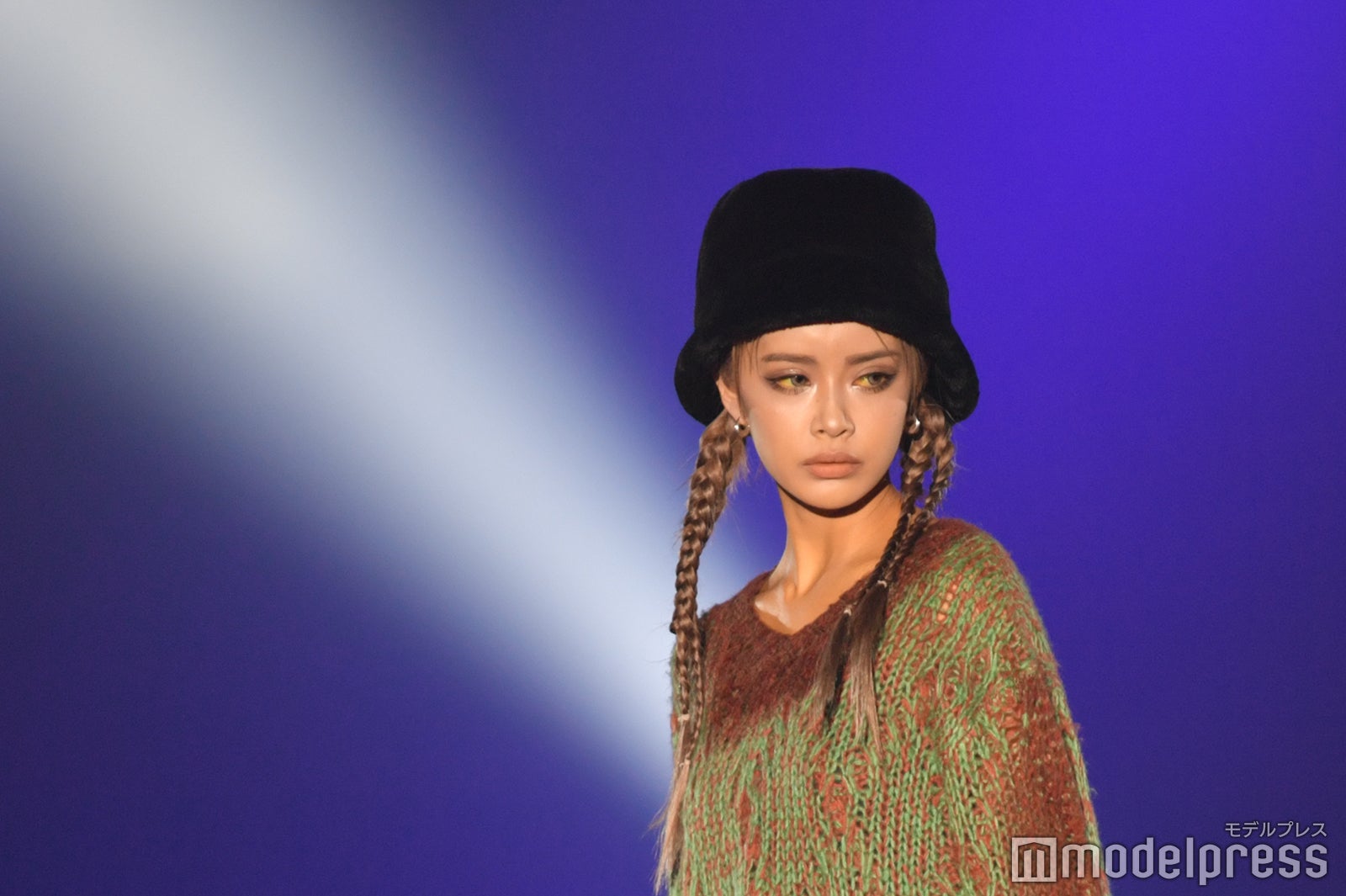 （C）モデルプレス