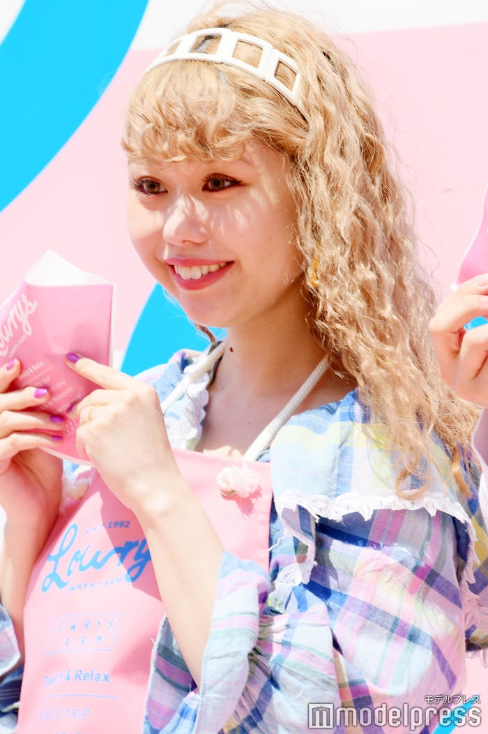 ぺこ (C)モデルプレス