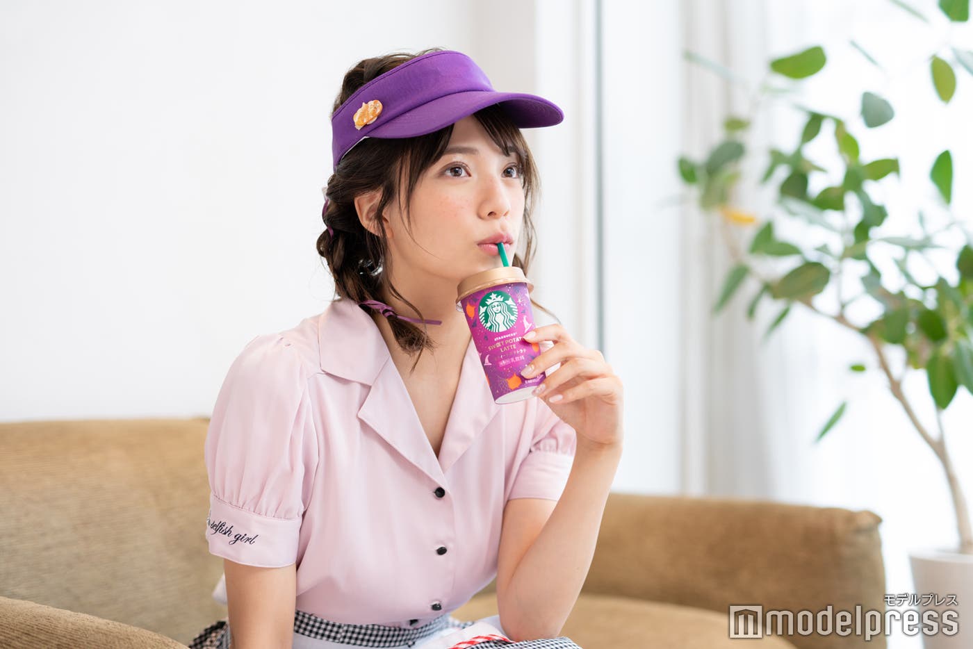 (C)モデルプレス