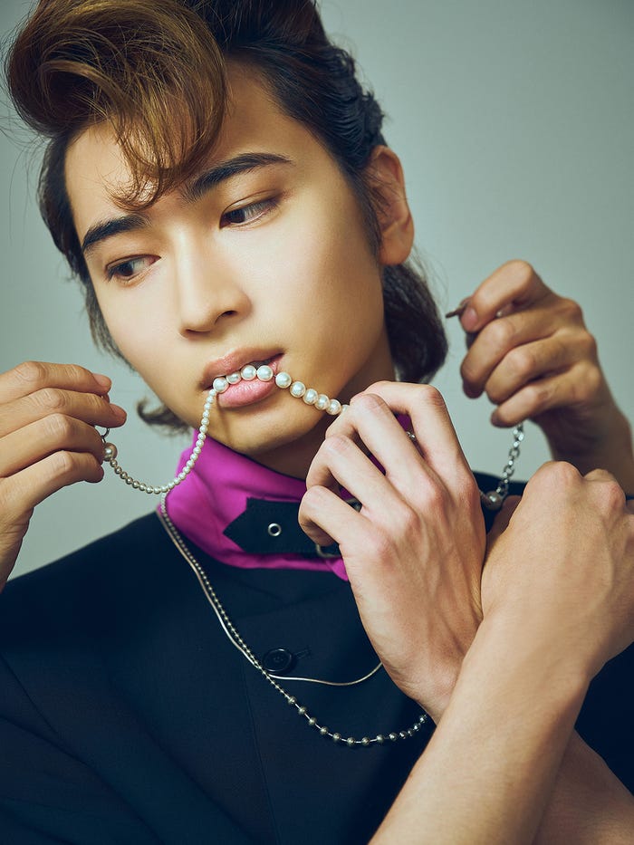 「庄司浩平写真集(タイトル未定)」(C)KADOKAWA/撮影:神藤剛