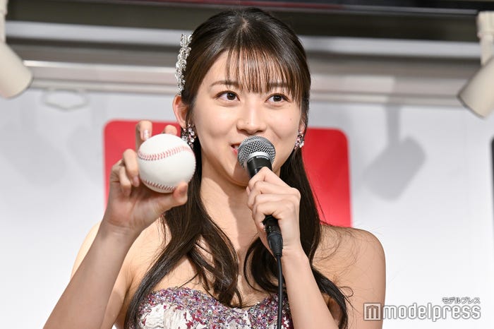 牧野真莉愛(C)モデルプレス