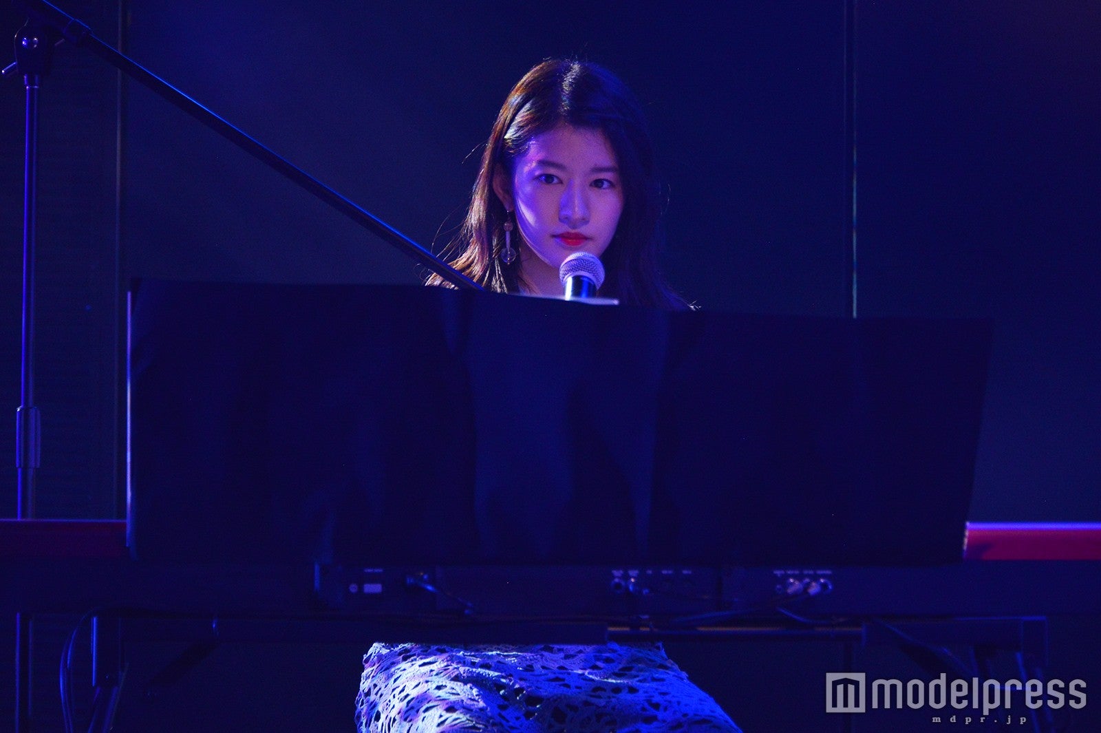 竹内美宥／井上ヨシマサ「神曲縛り」公演（C）モデルプレス