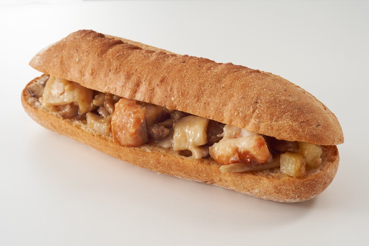 3種のきのことチキン 石窯フィローネ¥530／画像提供：スターバックス コーヒー ジャパン