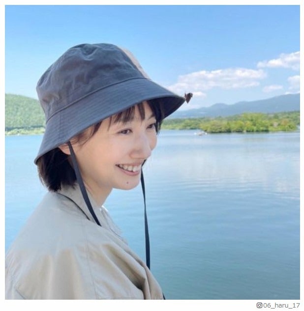 波瑠、“奇跡の1枚”に反響「タイミングばっちり」「超キレイ」