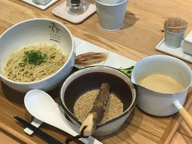 column_5c385b49643581fce44e73de028bbe6d.