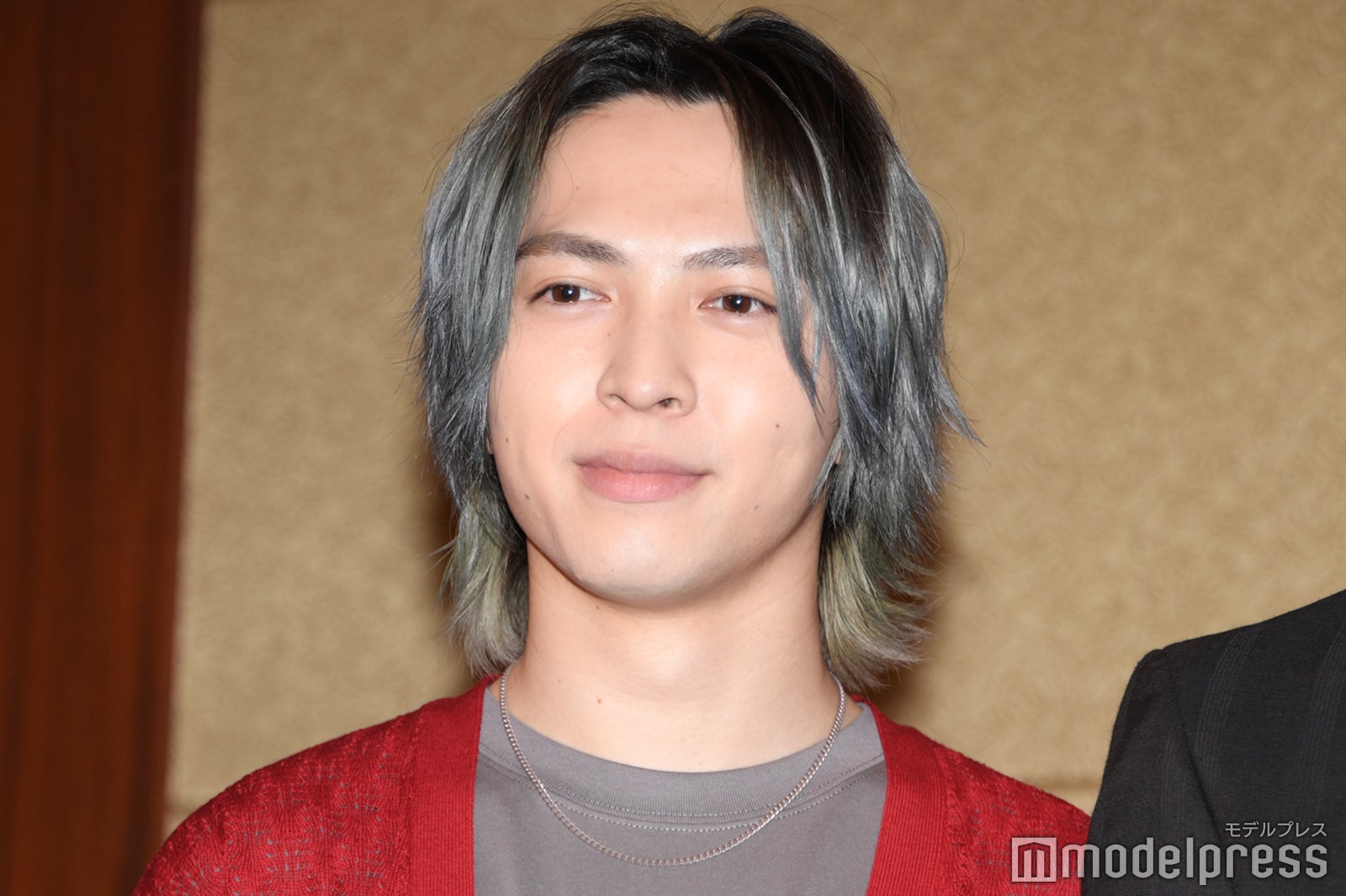 キレあるツッコミを連発していた吉田仁人（C）モデルプレス