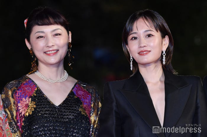 常盤貴子、前田敦子(C)モデルプレス