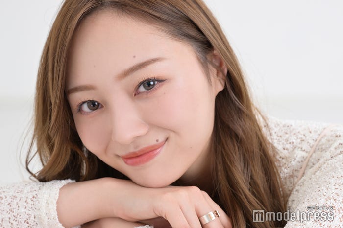 梅澤美波(C)モデルプレス