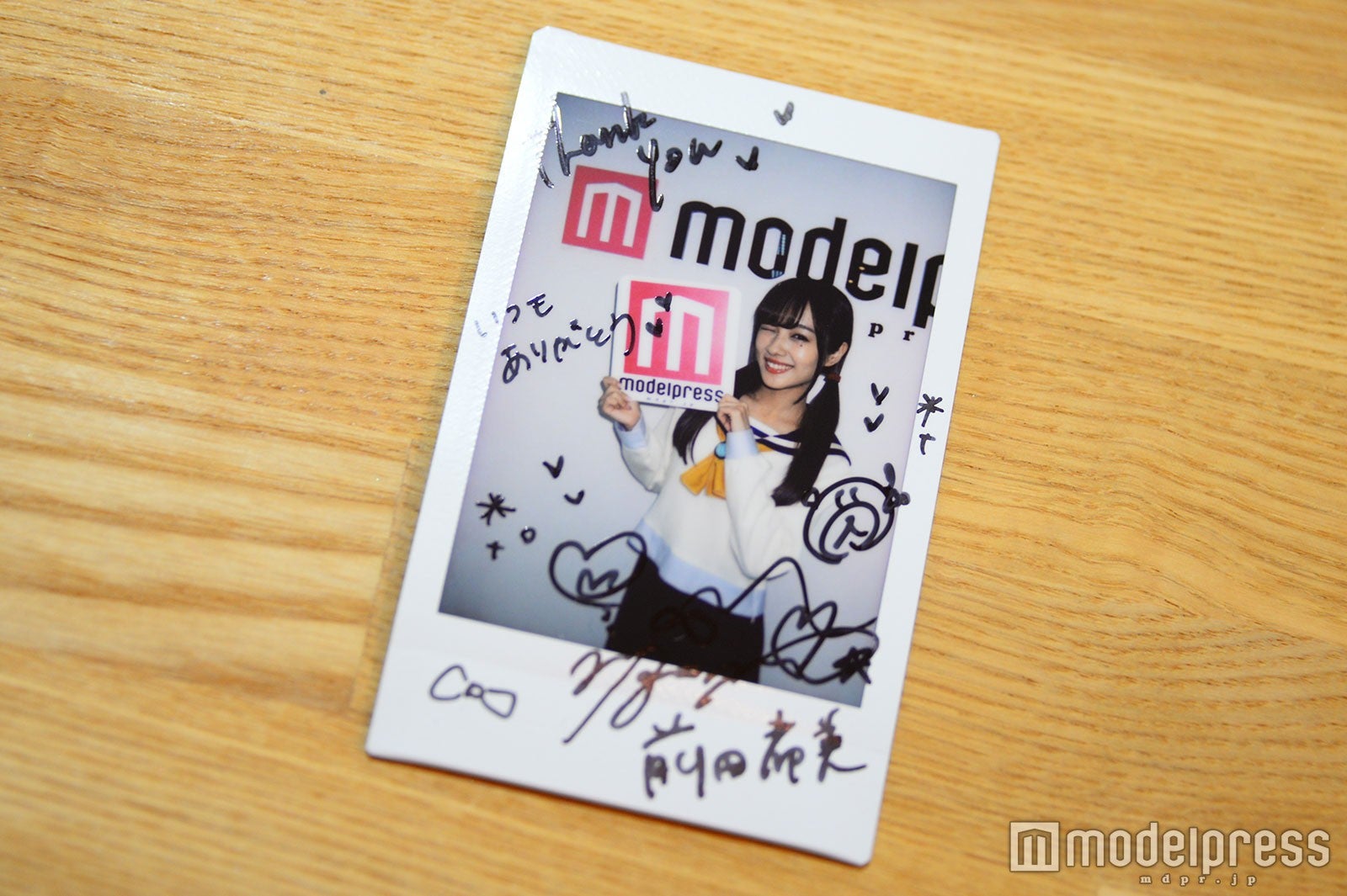 チェキ（C）モデルプレス