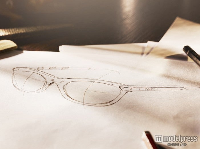 「トレンチ・コレクション」のデザイン画