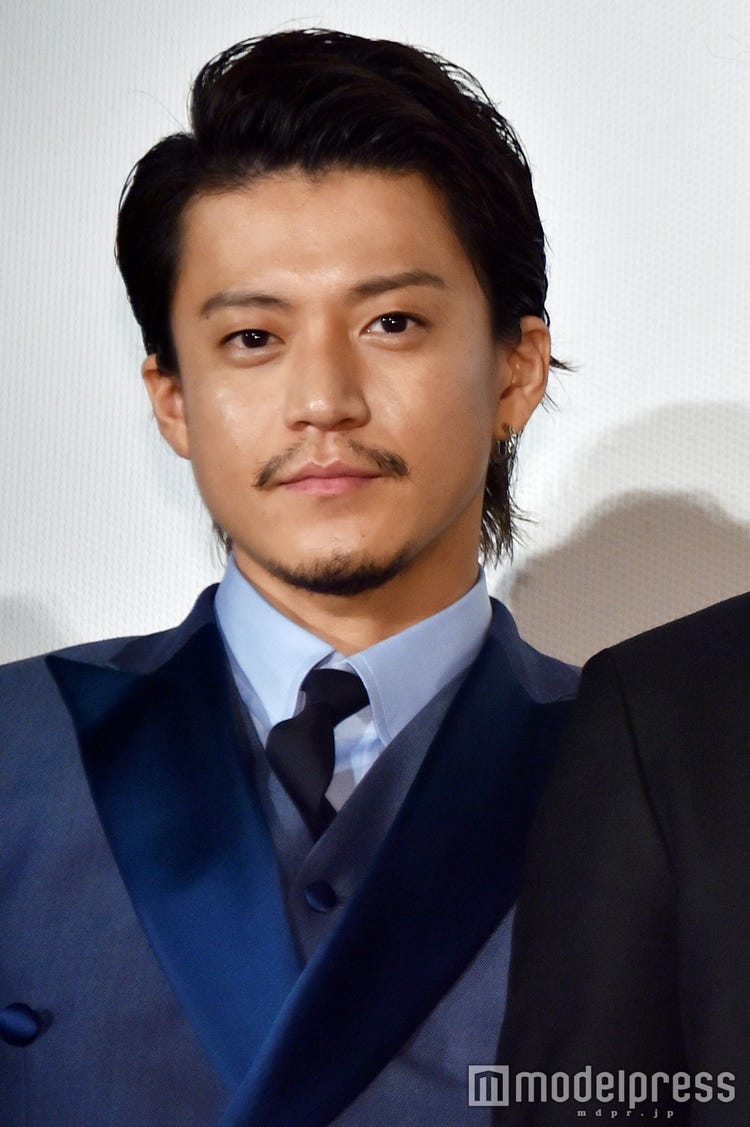 今日から俺は 冒頭から小栗旬登場 インパクト強すぎ 豪華 クローズネタ に視聴者ざわつく モデルプレス 今日から俺は 冒頭から小栗旬登場 インパクト強すぎ 豪華 クローズネタ に視聴者ざわつく モデルプレス