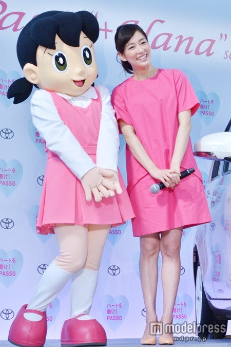 しずかちゃん（左）、水川あさみ（右）