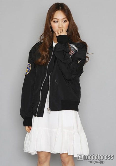 バックプリントMA-1画像提供:「ACO DESIGN」9,900円(税込)