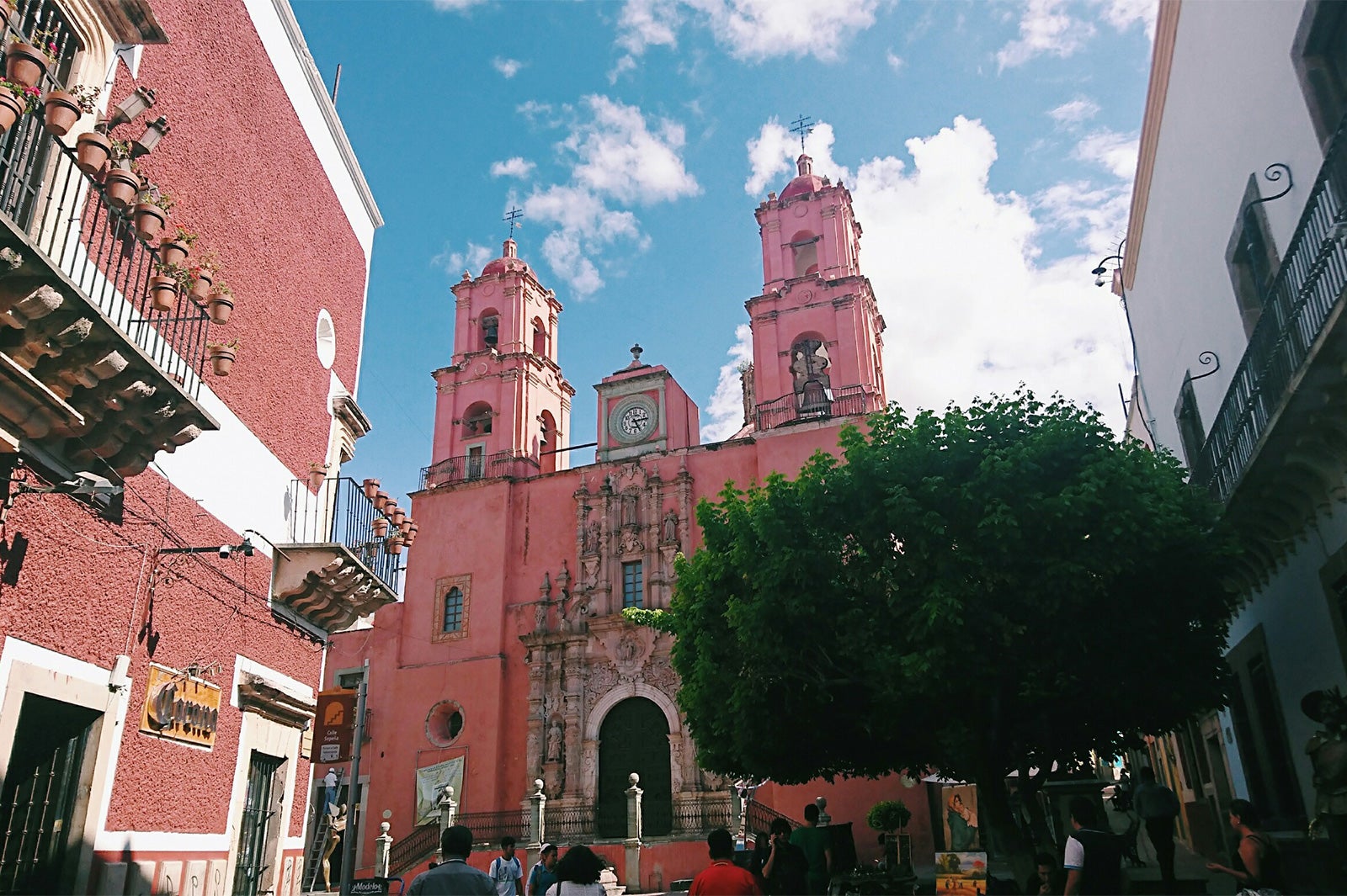 画像提供：所属事務所