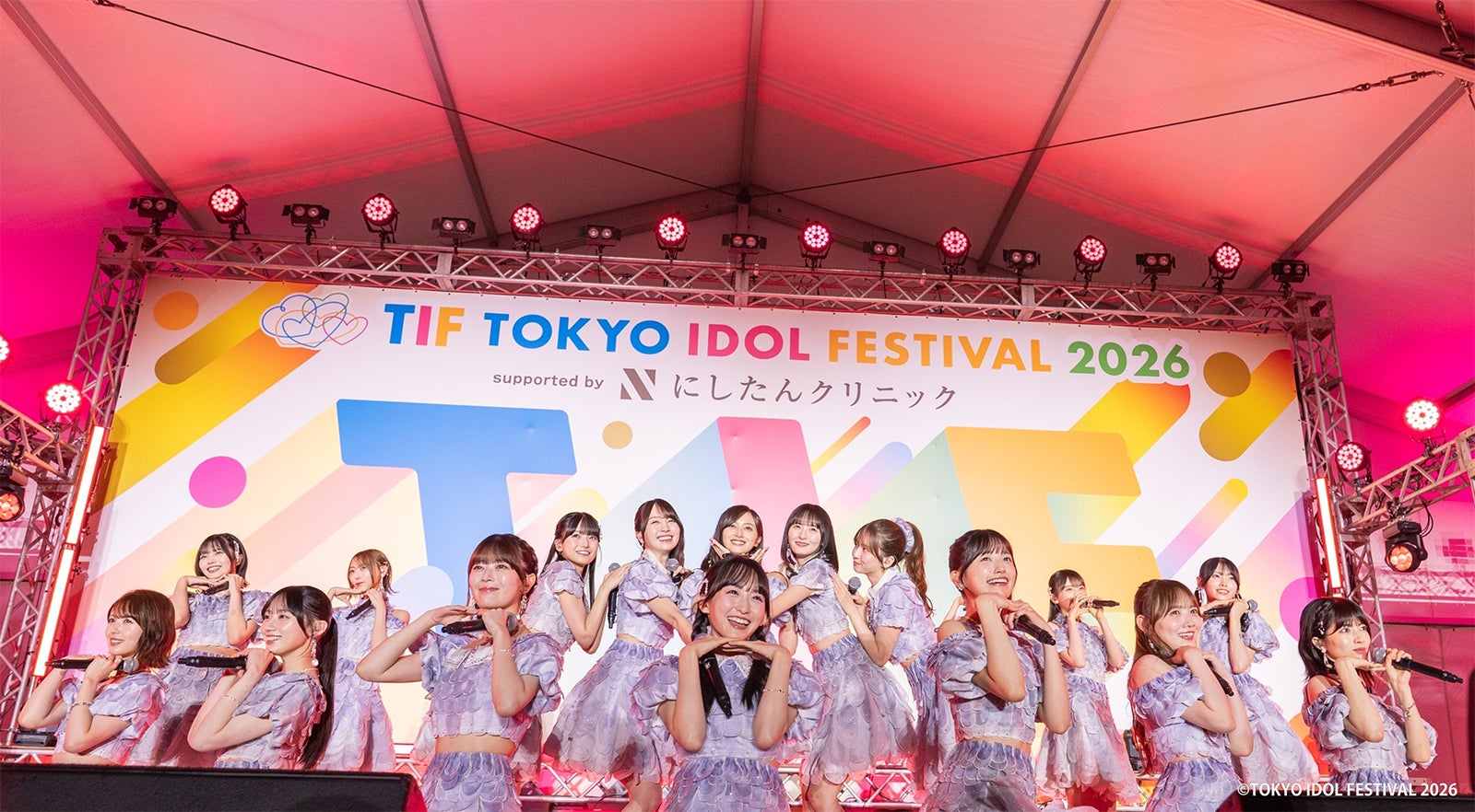 乃木坂46（提供写真）