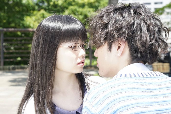 間宮祥太朗、小芝風花/ドラマ「早子先生、結婚するって本当ですか?」第8話(C)フジテレビ