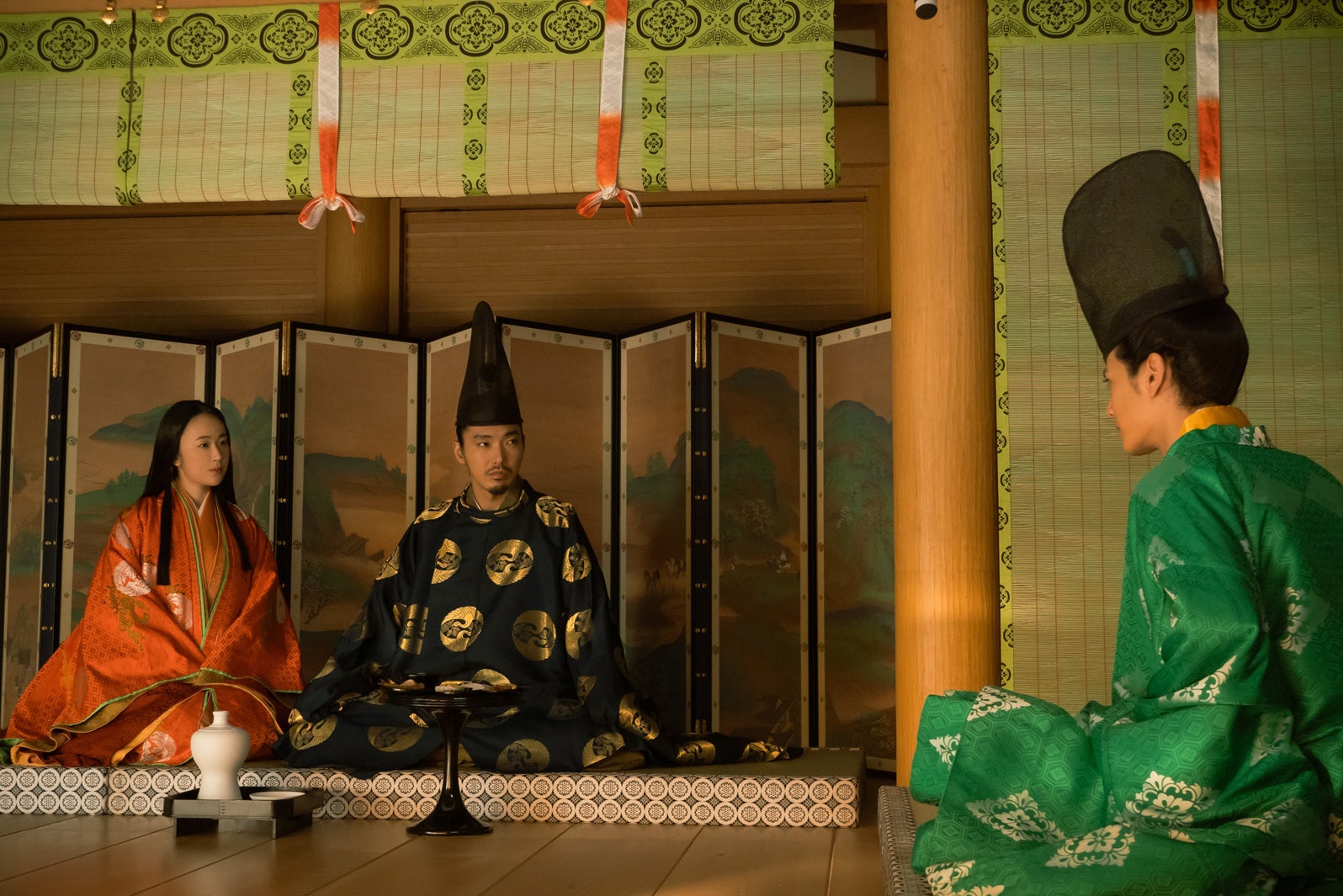 黒木華、柄本佑、渡邊圭祐「光る君へ」第43話（C）NHK