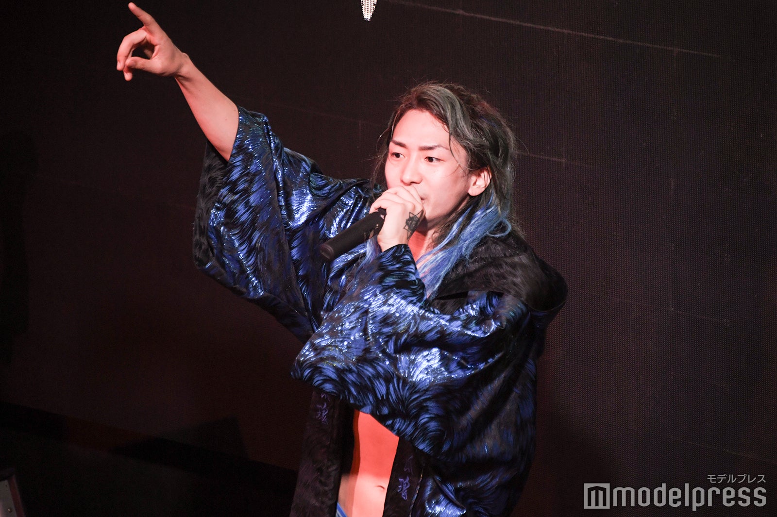 DJ社長 「レペゼン恐怖のカウントダウンライブ ～ガチで生配信～」（C）モデルプレス