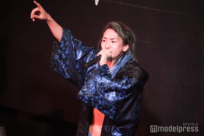 DJ社長 「レペゼン恐怖のカウントダウンライブ ~ガチで生配信~」(C)モデルプレス