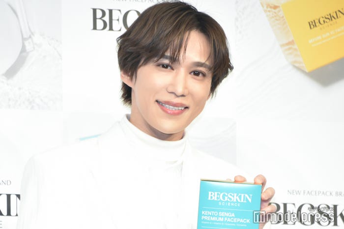美肌が眩しい千賀健永(C)モデルプレス