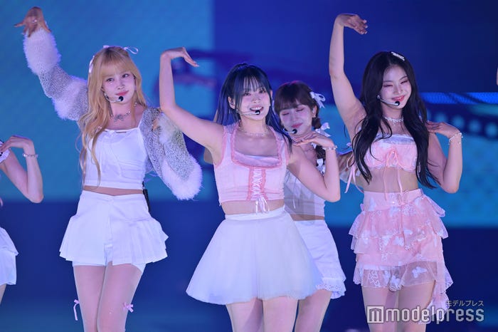 STAYC(C)モデルプレス