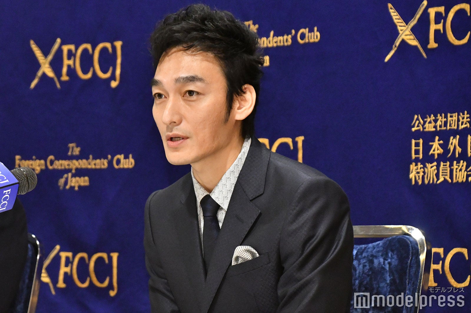 草なぎ剛（C）モデルプレス